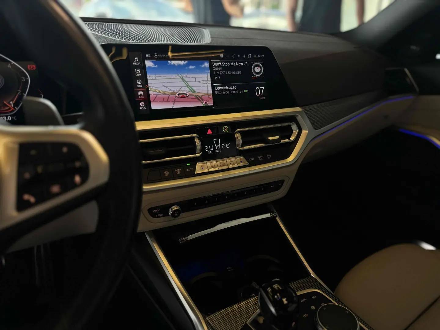 BMW 320I