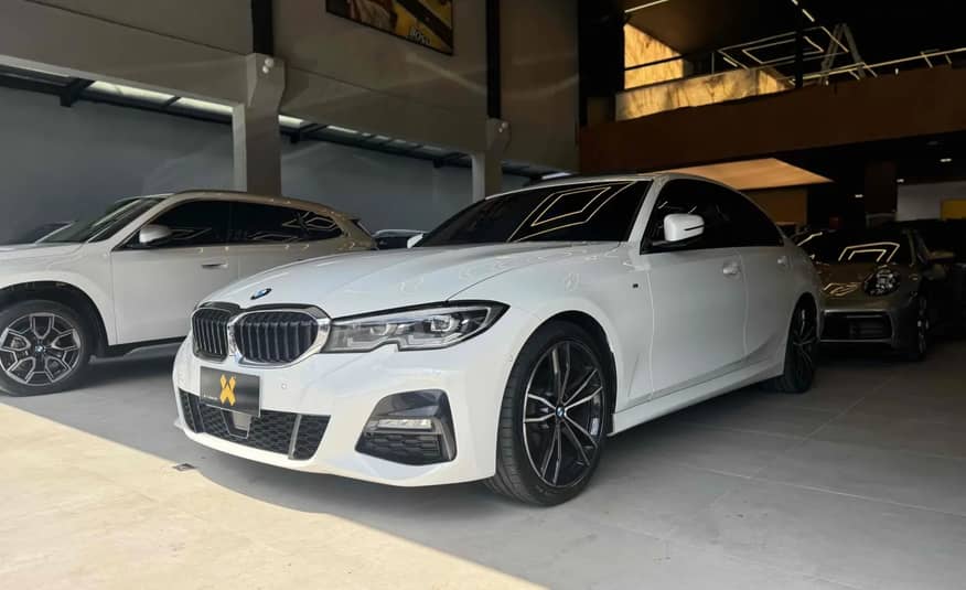 BMW 320I