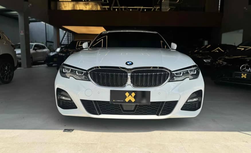 BMW 320I