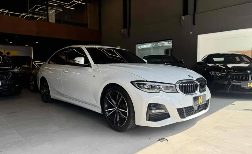 BMW 320I