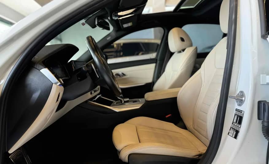 BMW 320I