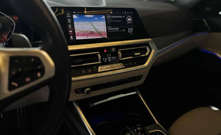BMW 320I