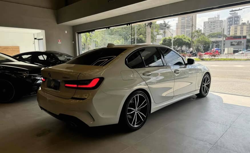 BMW 320I